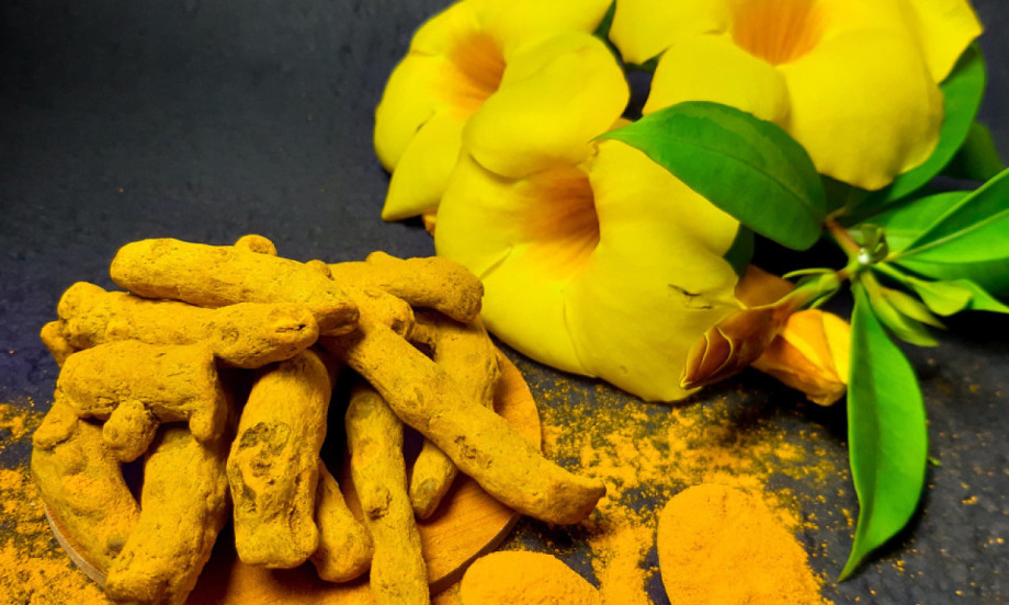 /data/images/2022-06-17/362_zacini-kurkuma-cvece-unsplash_kf.jpg PRIRODAN, ALI NE I BEZOPASAN Popularni preparat izazvao ozbiljne zdravstvene probleme!
