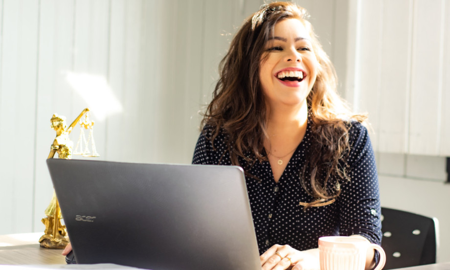 SREĆA KONAČNO KUCKA NA VRATA Evo ko će je dočekati širom otvorenih ruku!