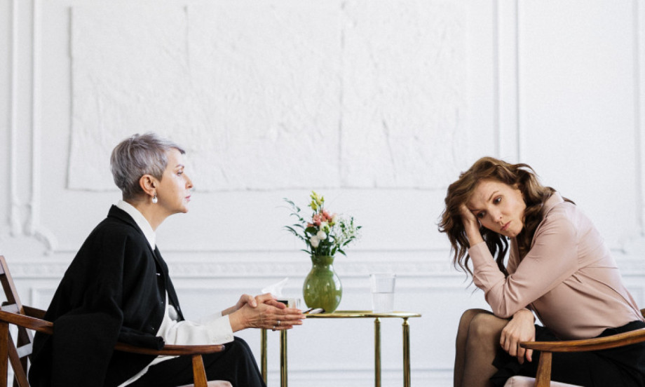 KOME DA SE JAVITE KAD ZABOLI DUŠA Razlika između psihijatra, psihologa i psihoterapeuta