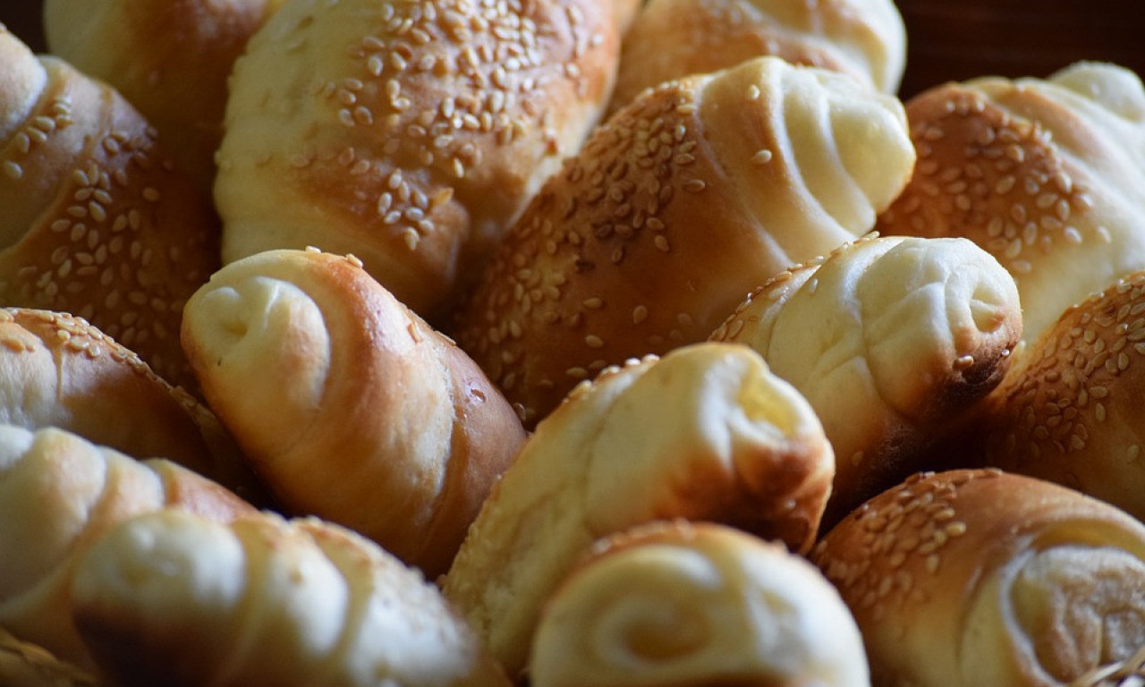 UKUS KOJI ODUŠEVLJAVA Recept za savršene kiflice sa sirom koje morate da probate!