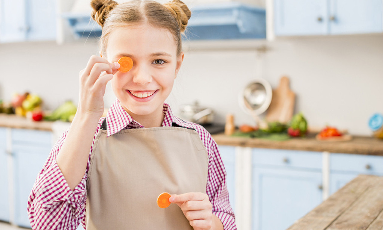 NARODNI LEK ZA UPORAN KAŠALJ Sirup od šargarepe koji smiruje grlo i olakšava disanje