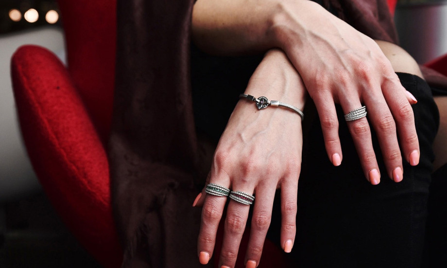 DA LI IMATE VIDLJIVE VENE NA RUKAMA Ovo ne treba olako shvatiti – evo kada je vreme za lekara