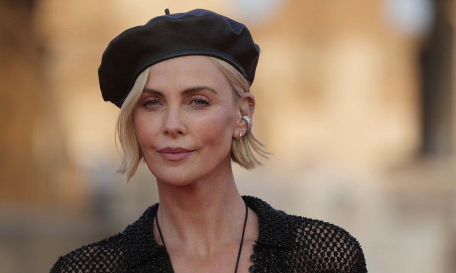 MAJKA JE PRED NJOM UBILA OCA Šarliz Teron prvi put otvoreno o noći koja joj je promenila život