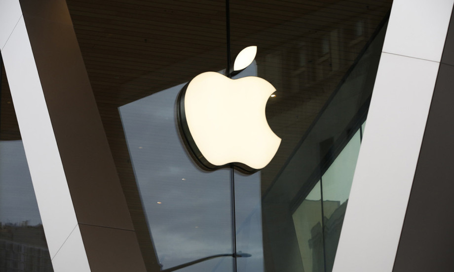 APPLE PRELOMIO Stigao prvi sklopivi iPhone, a njegova cena mnoge će ostaviti bez reči