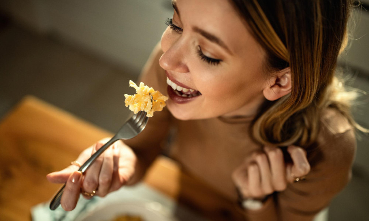 MALA UŽINA, VELIKA KORIST Ovo su 4 namirnice koje čuvaju srce i pamćenje!