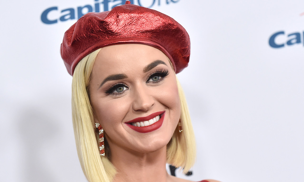 DNEVNI HOROSKOP ZA NEDELJU, 25. JANUAR Ovan i Lav pod pritiskom emocija, Rak donosi važnu odluku