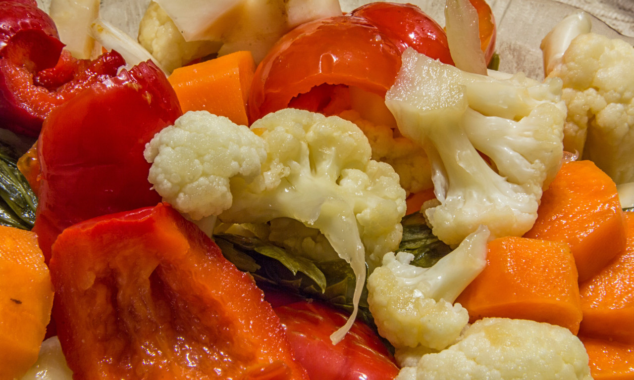 TURŠIJA KAO IZ BAKINOG PODRUMA Napravite omiljenu zimnicu, ali po proverenoj recepturi