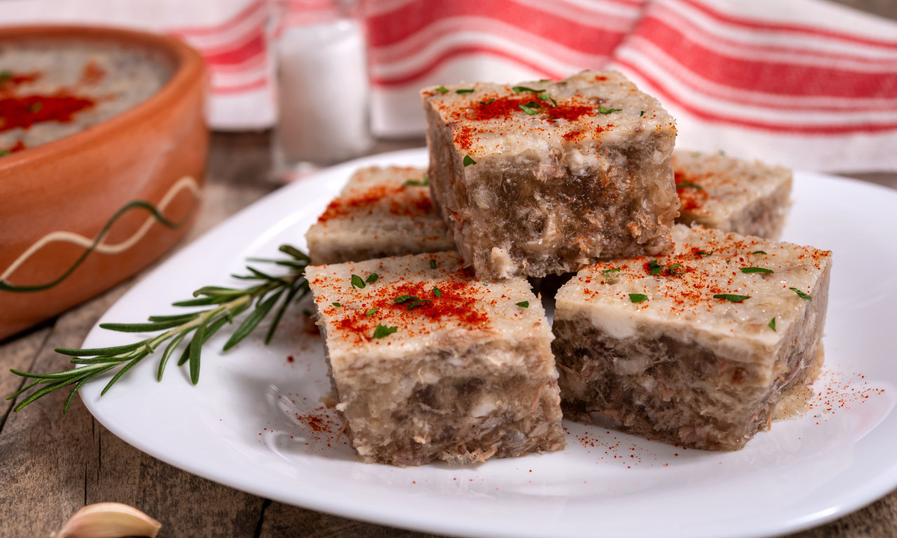 DOMAĆE PIHTIJE BEZ GREŠKE Korak po korak do savršenog želea!