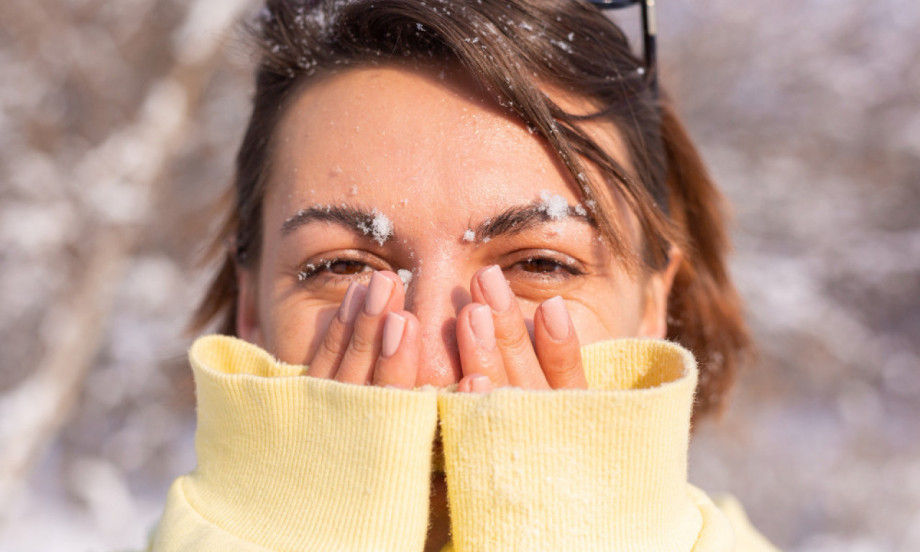 HLADNOĆA I VETAR NE MORAJU BITI NEPRIJATELJI Tri ključna koraka za spas vašeg lica ove zime