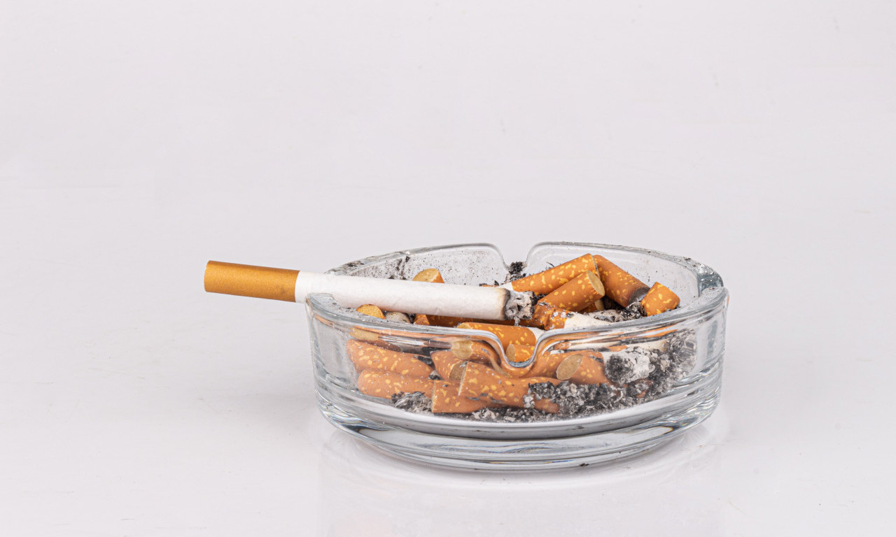 AKO VAM SE DIM OD CIGARETA UVUKAO U STAN, EVO REŠENJA Bez lupanja zidova i velikih radova!