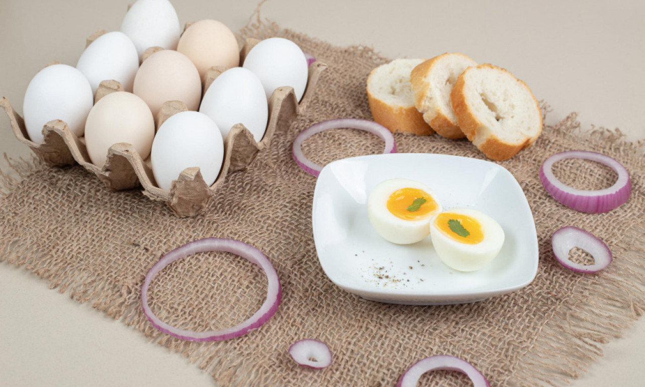 VEČITA DILEMA OKO KUVANJA JAJA Topla ili hladna voda za savršeno meko žumance?