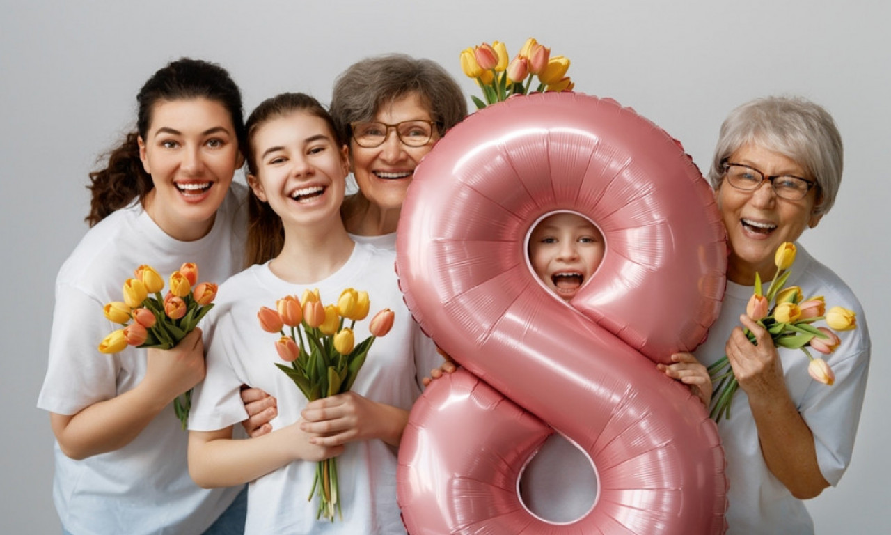 NAJLEPŠE PORUKE ZA 8. MART Evo šta napisati majci, supruzi ili koleginici za Dan žena