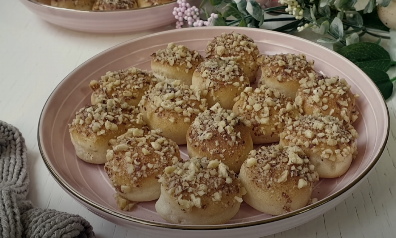 RECEPT ZA MLADENČIĆE Posni kolačići koji donose sreću u kuću