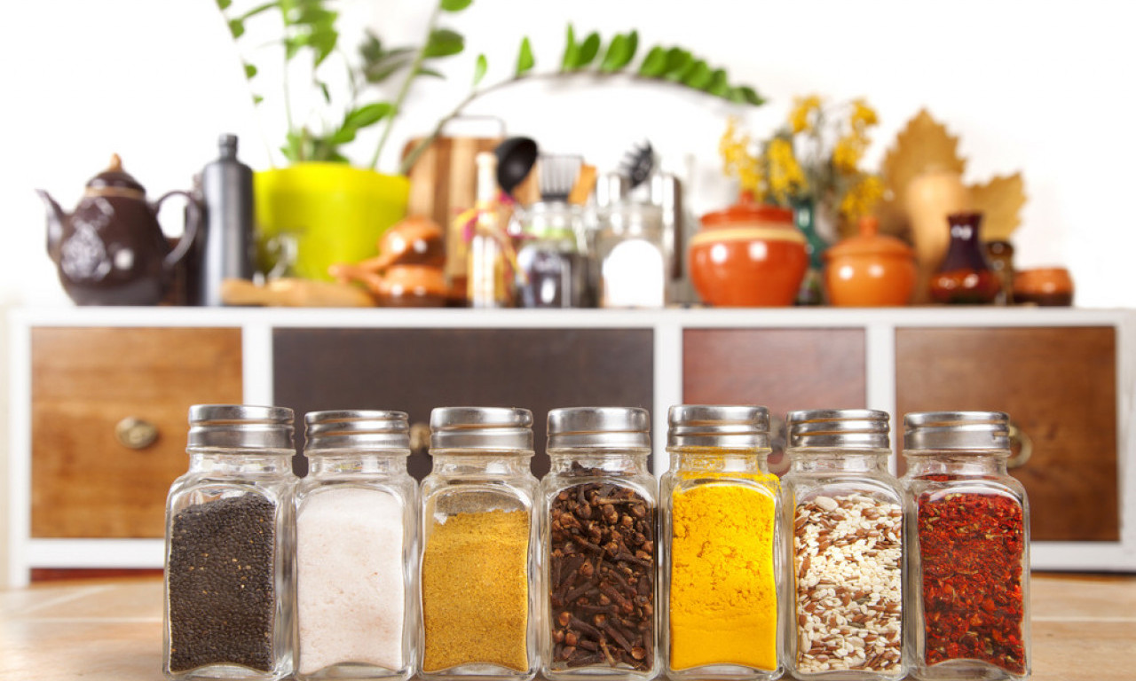 OVA ČETIRI ZAČINA POMAŽU METABOLIZMU POSLE 50. GODINE Mali detalj, velika razlika