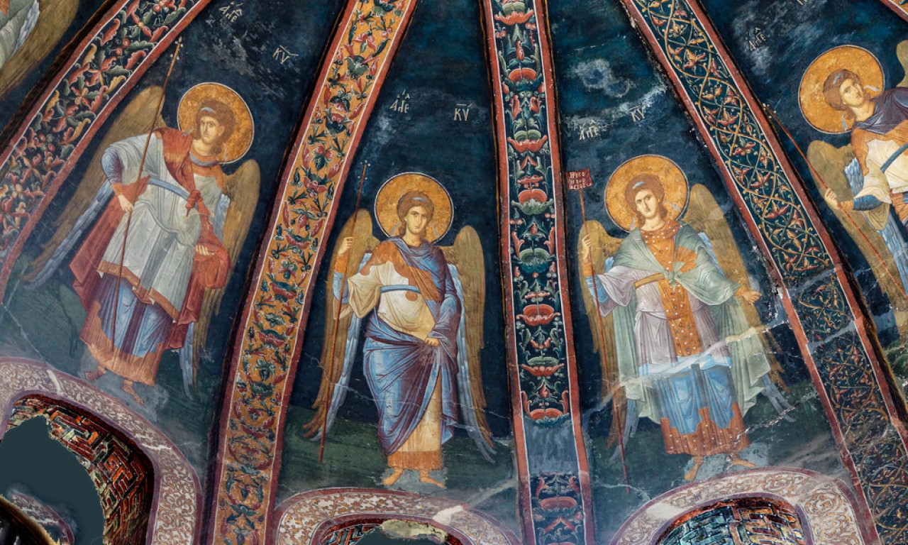 ŽENE SE POSEBNO MOLE SVETOM ARHANGELU GAVRILU Veruje se da donosi najlepše vesti i dar sa neba!