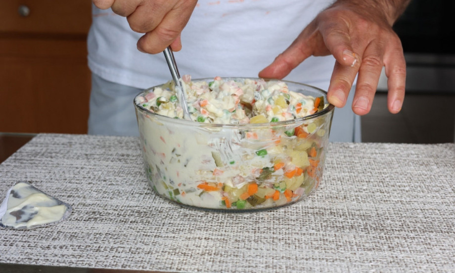 RUSKA SALATA KOJA SE PAMTI Najbolji recept za porodična okupljanja