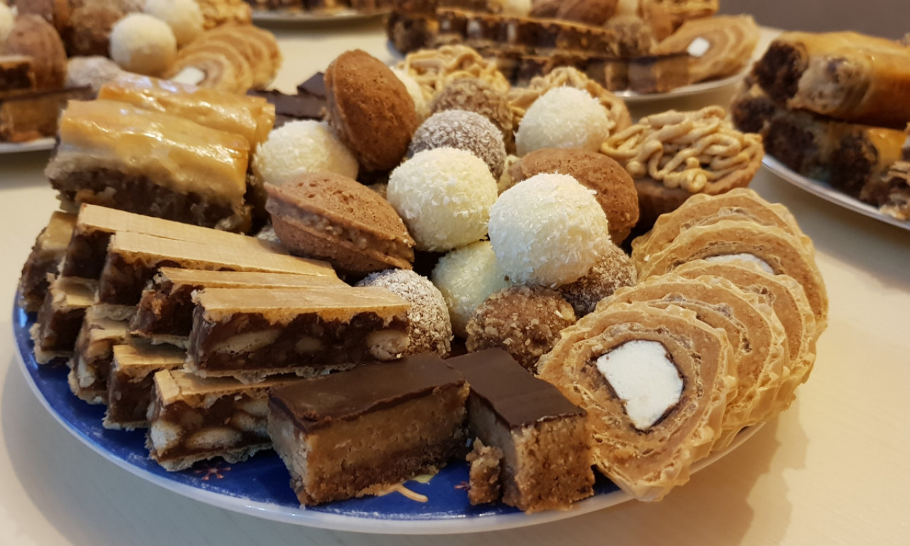 BAJADERE KAO IZ SNOVA Jednostavan recept za domaću slatku uživanciju