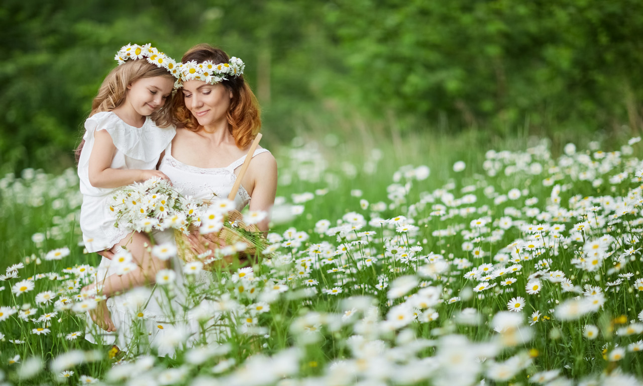 DA U KUĆI BUDE NOVCA I SREĆE Pet stvari koje svaka domaćica mora da uradi pre Đurđevdana