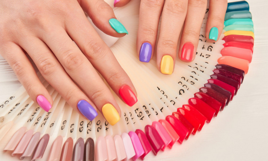 ZBOGOM TAMNIM BOJAMA Ovo su najlepši prolećni hit nokti!