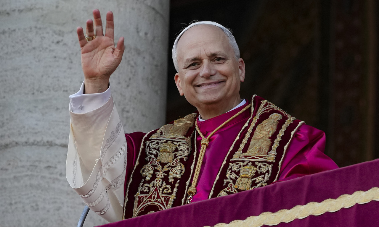 PAPA POPULARNIJI OD MET GALE Generacija Z ne prestaje da priča o njegovim patikama