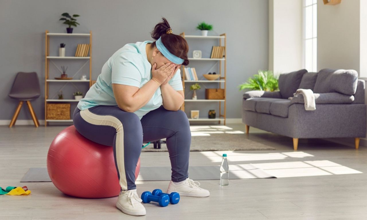 KILOGRAMI STOJE U MESTU? Ovih 6 navika vas neprimetno sabotiraju!