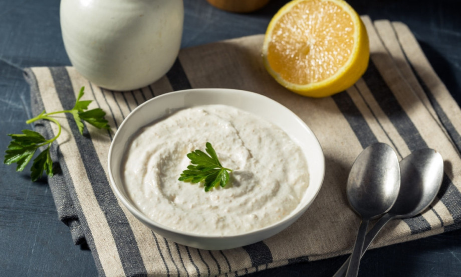 KREM‑SALATA KOJA ĆE OSVOJITI TRPEZU Skriveni sastojak pretvara je u slavski hit