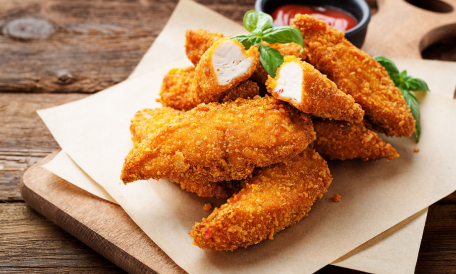 /data/images/2025-06-18/145996_shutterstock-1120331945_kf.jpg POHOVANA PILETINA Recept koji vraća miris domaće kuhinje