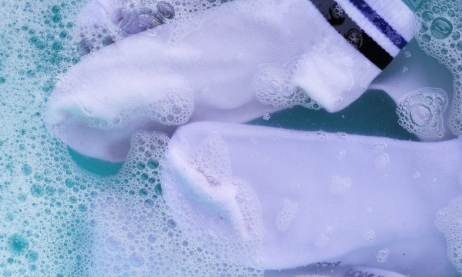 POSIVELE ČARAPE BIĆE BELE KAO SNEG Potreban je samo jedan trik iz veš mašine