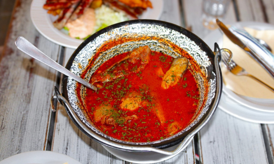 NAJFINIJA RIBLJA ČORBA ZA SLAVU Evo šta da dodate da bude mirisna i puna ukusa!