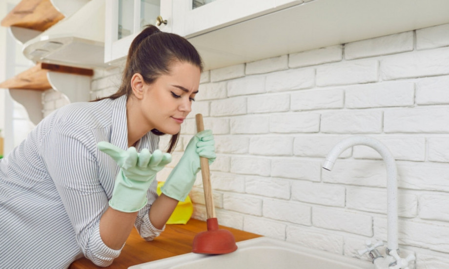 POPRAVKE U KUĆI KOJE TREBA URADITI PRE KRAJA GODINE Započnite 2026. mirne glave - obavezno ovo pročitajte