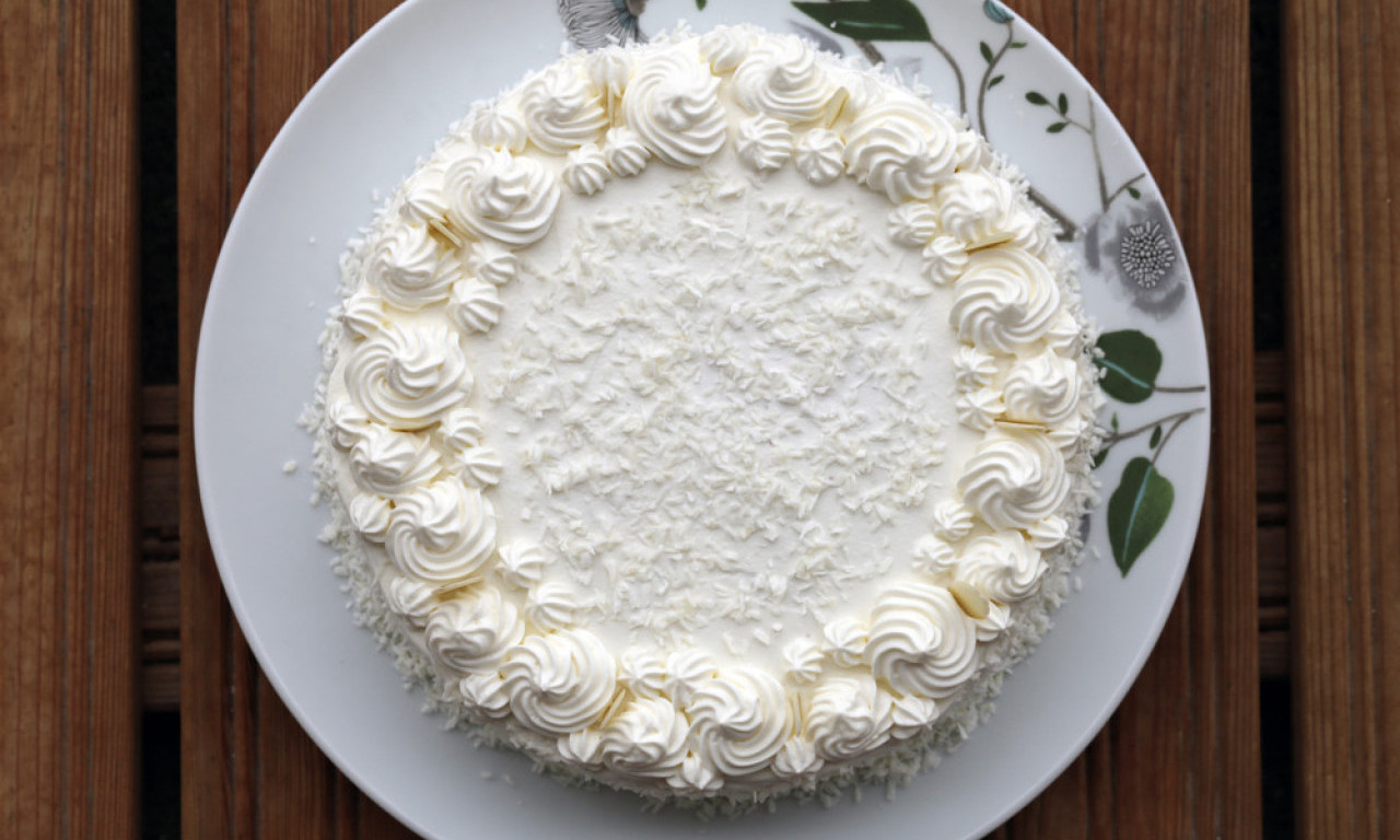 NAJZAHVALNIJE TORTE ZA SLAVU SVETE PETKE Domaće, lagane i nisu skupe!