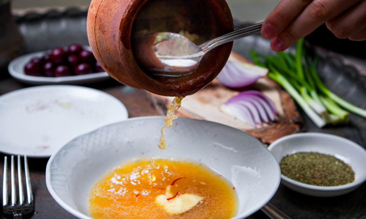 KOLAGEN JE U OVOJ HRANI Ne bacajte pare na skupe suplemente, rešenje je u kuhinji