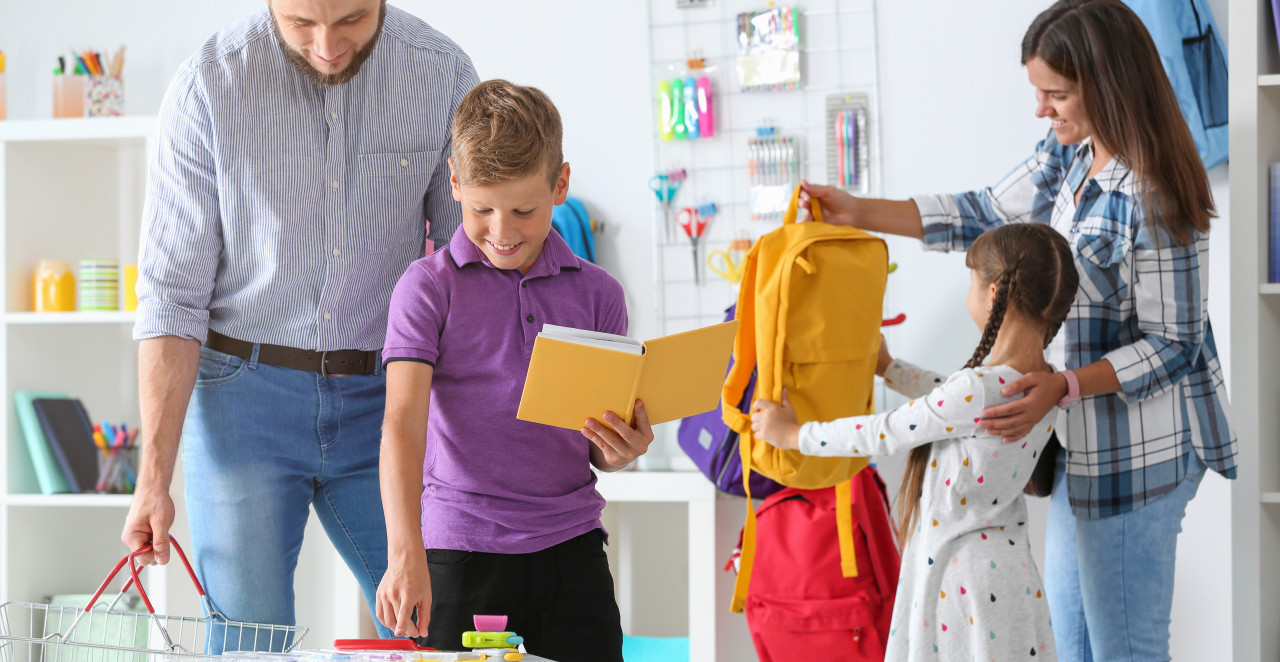PET KLJUČNIH STVARI ZA RODITELJE ŠKOLARACA Budite oslonac svom detetu na polugodištu!
