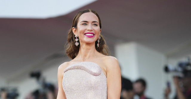 DNEVNI HOROSKOP ZA NEDELJU, 9. NOVEMBAR Škorpije pune energije, Jarčevi uživaju u ljubavi, a Ribe vraćaju osmeh!