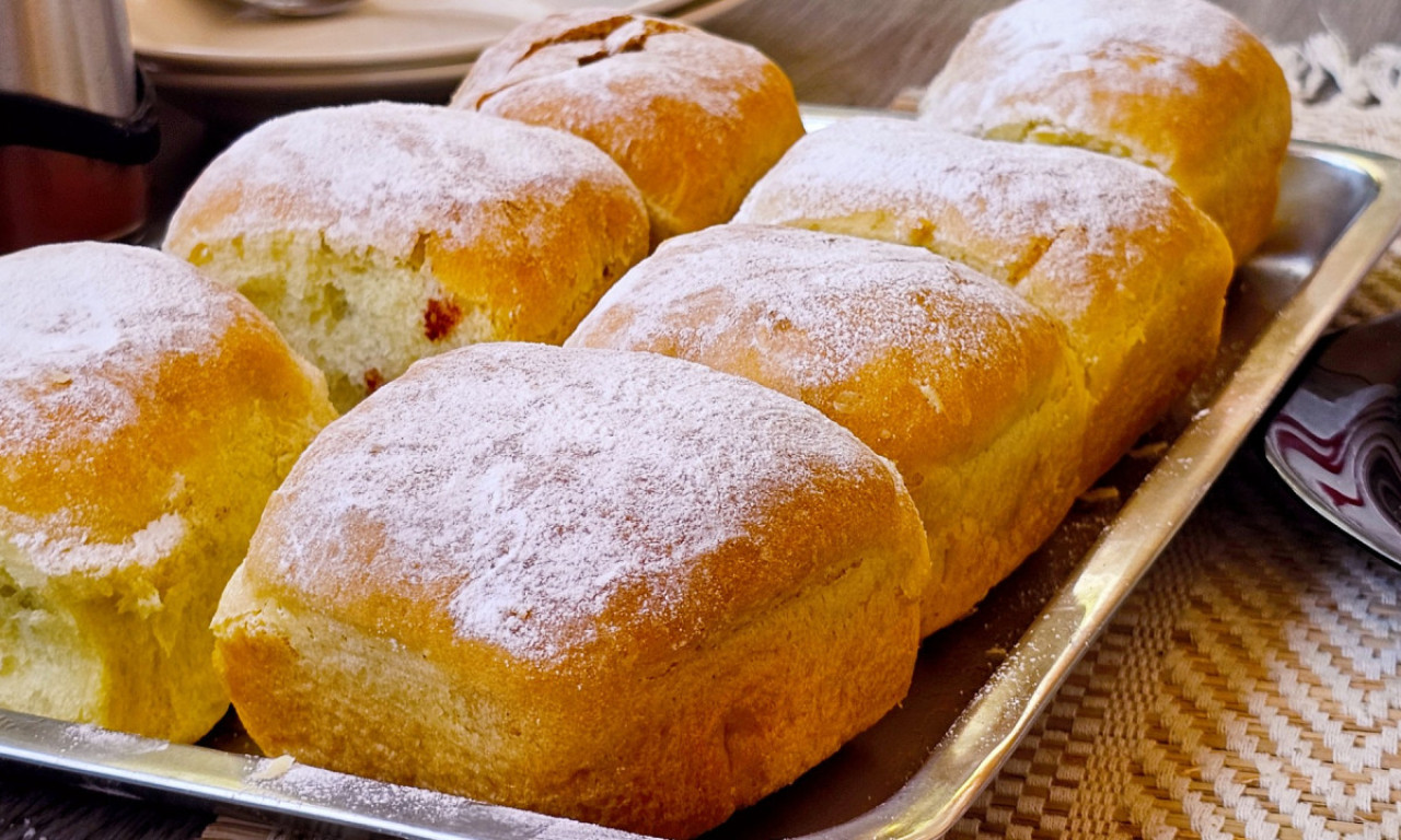 FINE STARINSKE BUHTLE SA PEKMEZOM OD ŠLJIVA Najbolje iz bakine kuhinje!