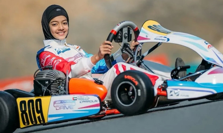 ONA JURI SNOVE SVIH DEVOJČICA I RAZBIJA PREDRASUDE Nova zvezda motosporta ima 10 godina i dobro upamtite njeno ime