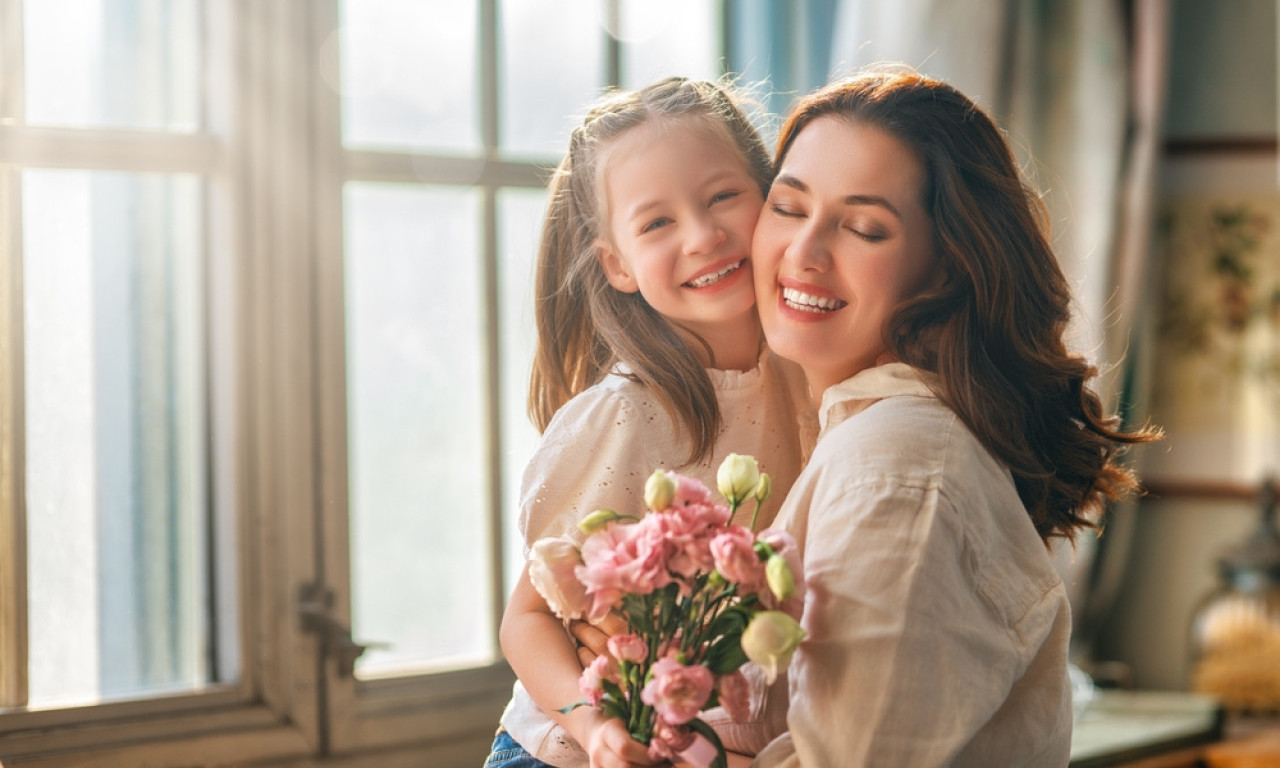 SVAKA MAJKA TREBA DA NAUČI ĆERKU SLEDEĆE Životne lekcije vredne za ceo život