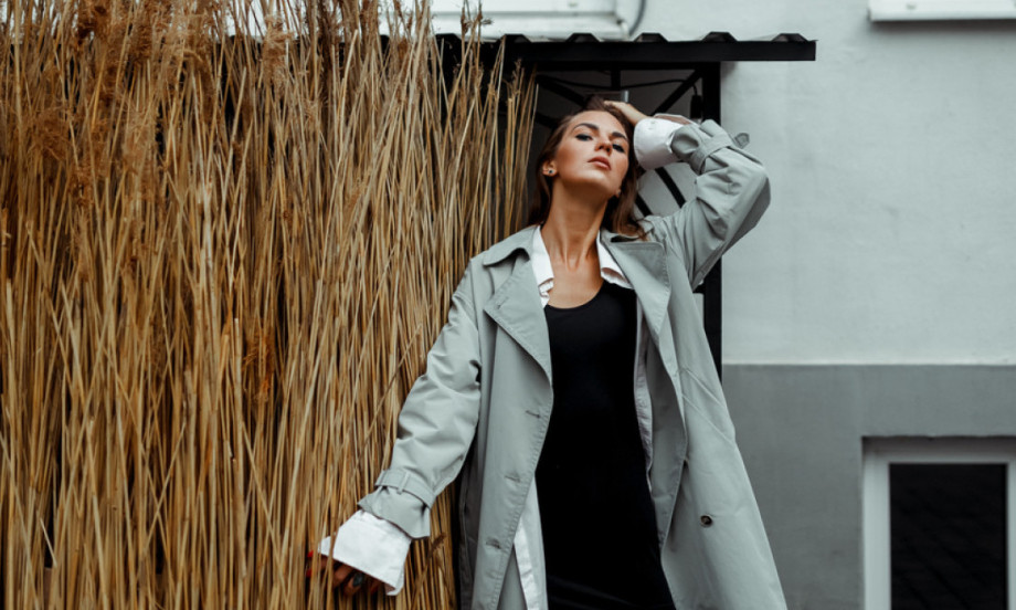 JAKNE, DUKSEVI I DUBOKE PATIKE U URBANOJ JESENJOJ PRIČI Koji modeli će vam doneti i toplotu i stil?