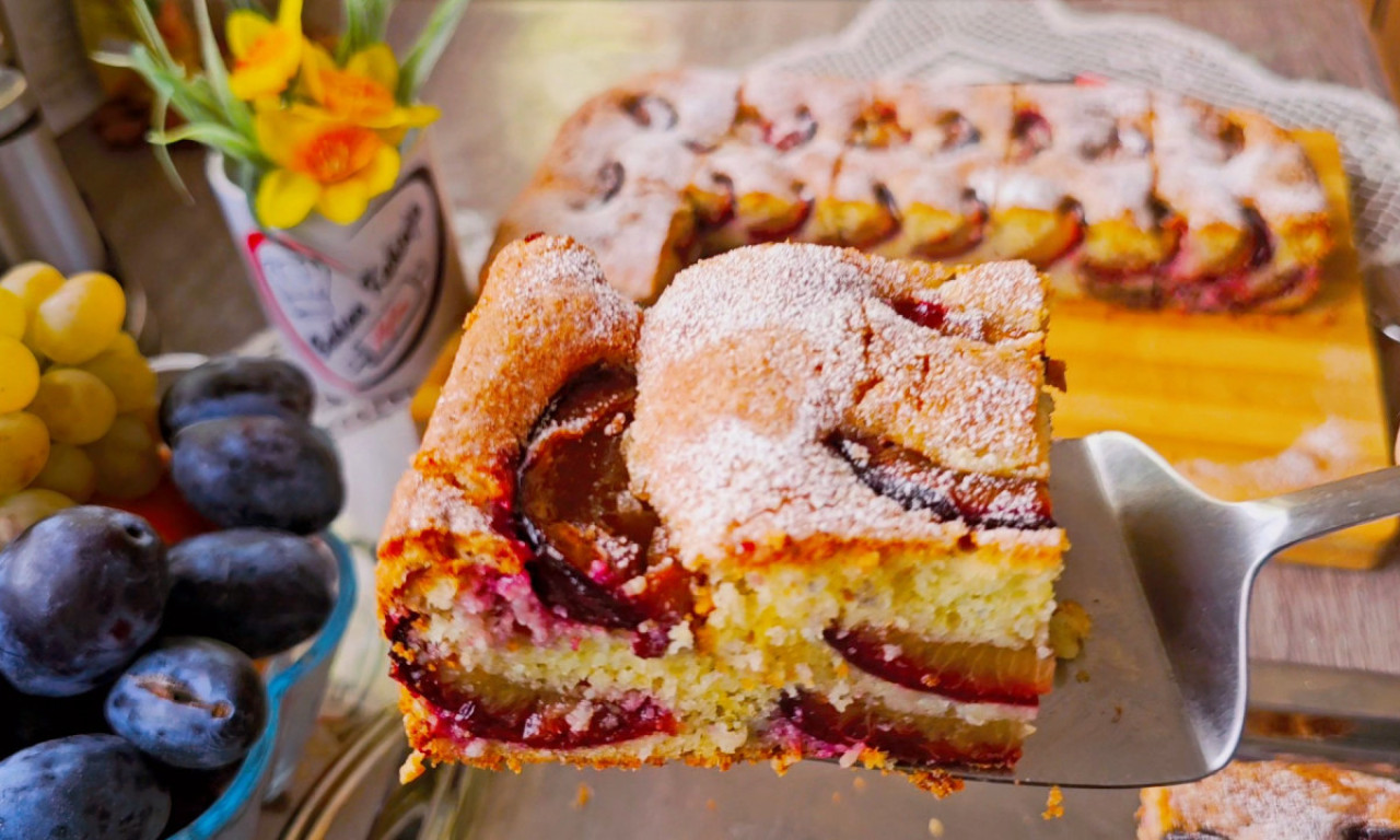 SOČAN KOLAČ SA ŠLJIVAMA Biskvit se topi, a ukus se pamti! Obavezno zapišite ovaj recept!