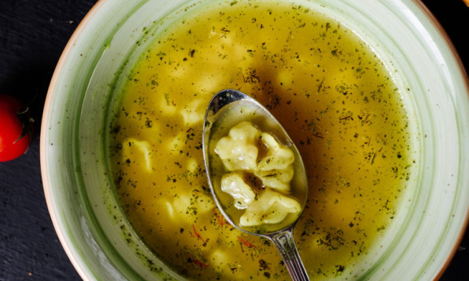 „PENICILIN SUPA“ KOJA LEČI I PREHLADU I MAMURLUK Italijanski recept koji, kažu, "diže iz mrtvih"