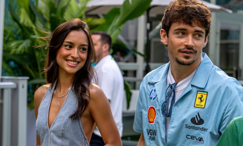 "TATA ŽELI DA SE OŽENI TOBOM" Čarls verio svoju dugogodišnju devojku i pokazao prsten o kom bruji svet Formule 1!