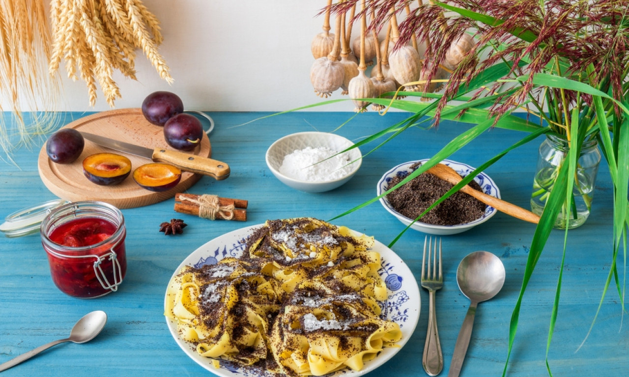 REZANCA S MAKOM - PA KO IH NE VOLI Kako napraviti tradicionalne rezance na vojvođanski način