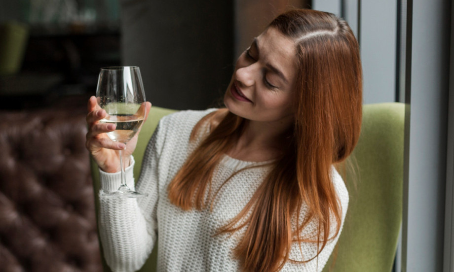 SPREMNI ZA DOČEK Evo šta piti i jesti da se ne probudite s glavoboljom!