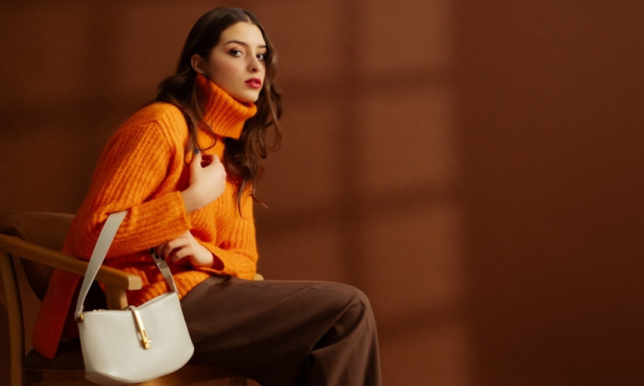 OVAJ KOMAD SE NAJVIŠE PRETRAŽUJE NA INTERNETU Trend sa Google-a zaludeo modni svet!