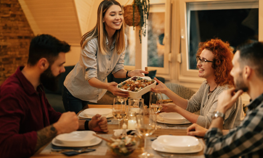 KADA JE NAJBOLJE DA VEČERATE TOKOM ZIME Evo kako kraći dani menjaju ritam organizma!