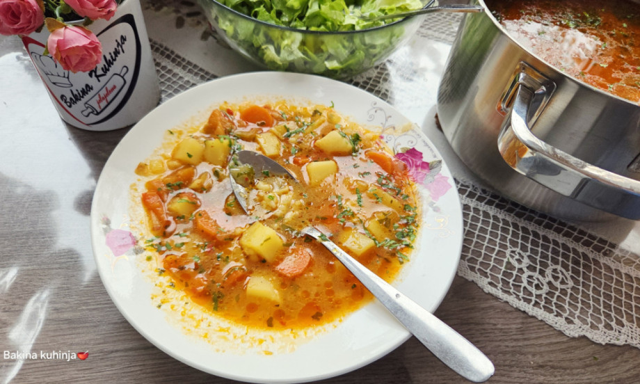 POSNO VARIVO SA TARANOM Miriše na detinjstvo, na ono "kako se nekad jelo"