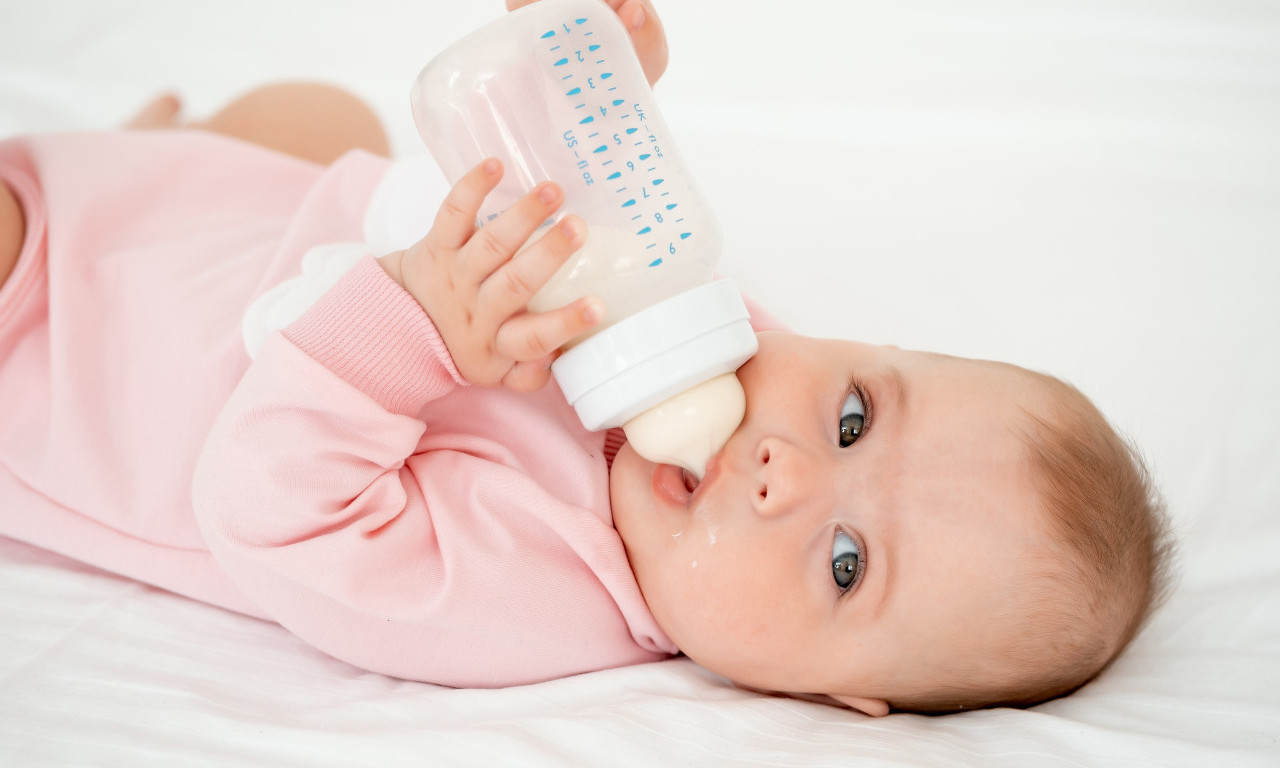 OTROV U MLEKU ZA BEBE: Da li je ulje iz Vuhana krivac za povlačenje proizvoda širom sveta?