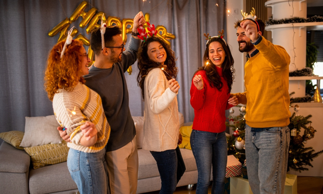 KO PRAVI ŽURKU ZA DOČEK, MORA OVO DA ZNA Spisak stvari koje morate imati da provod bude "top"!