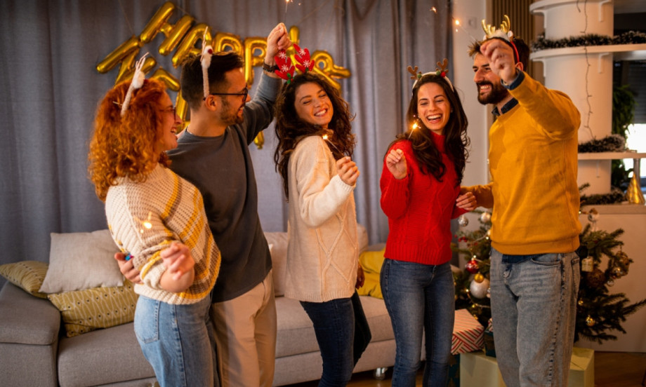KO PRAVI ŽURKU ZA DOČEK, MORA OVO DA ZNA Spisak stvari koje morate imati da provod bude "top"!