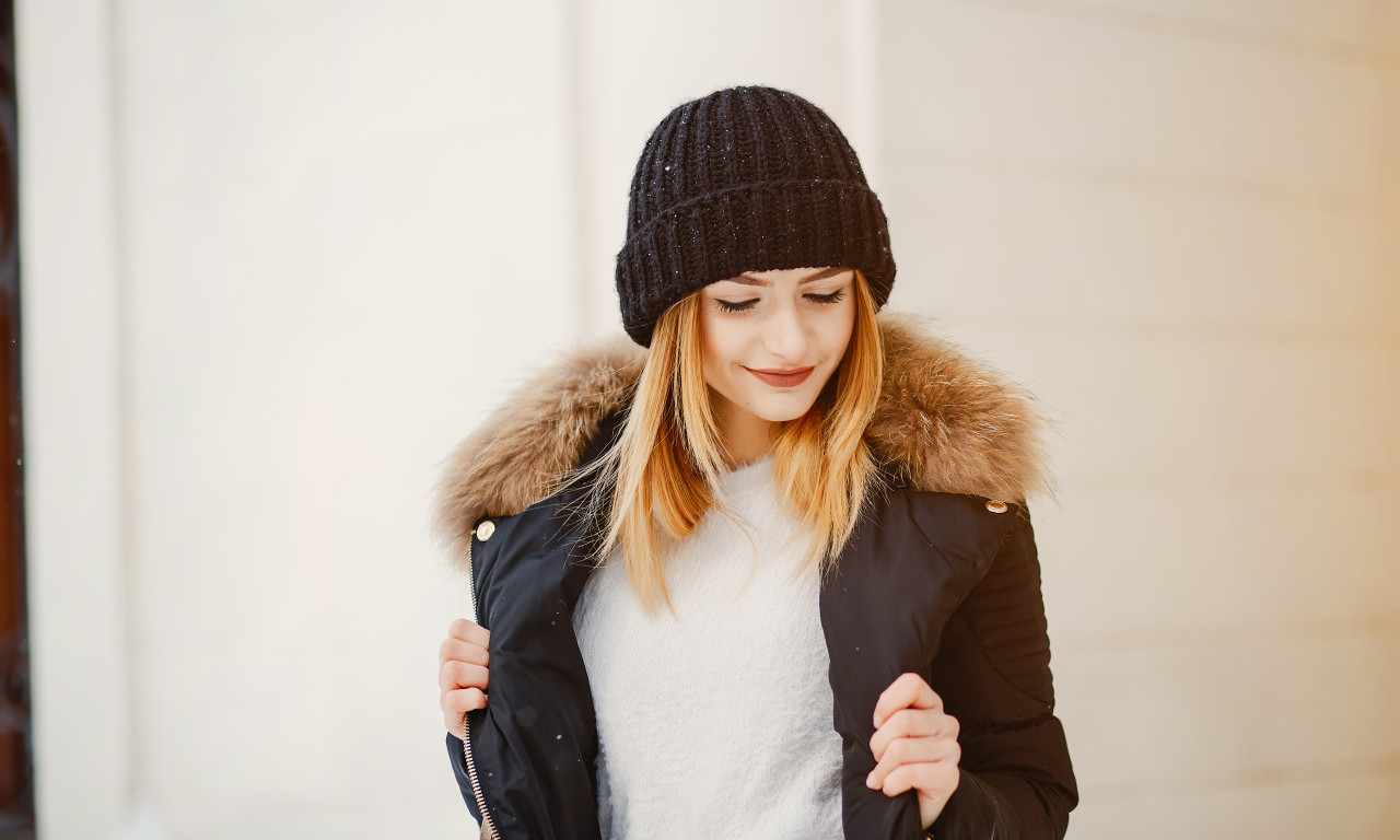 OVO SU KAPE KOJE SVI NOSE Pet modela koji će obeležiti zimu 2025!